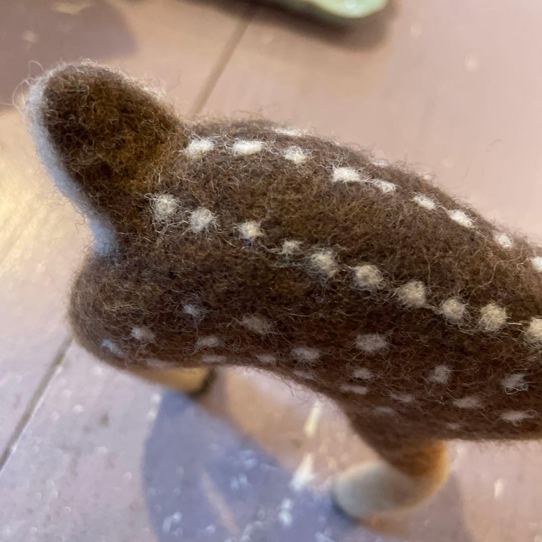 羊毛フェルトバンビ人形