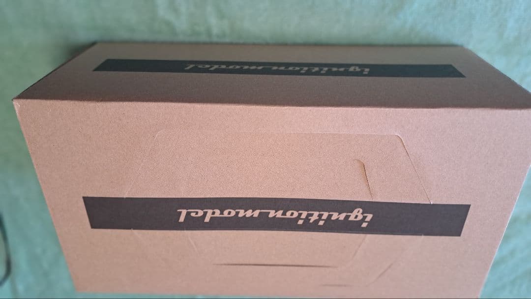 1/18 Ignitionmodel Skyline 2000GT-R シルバー