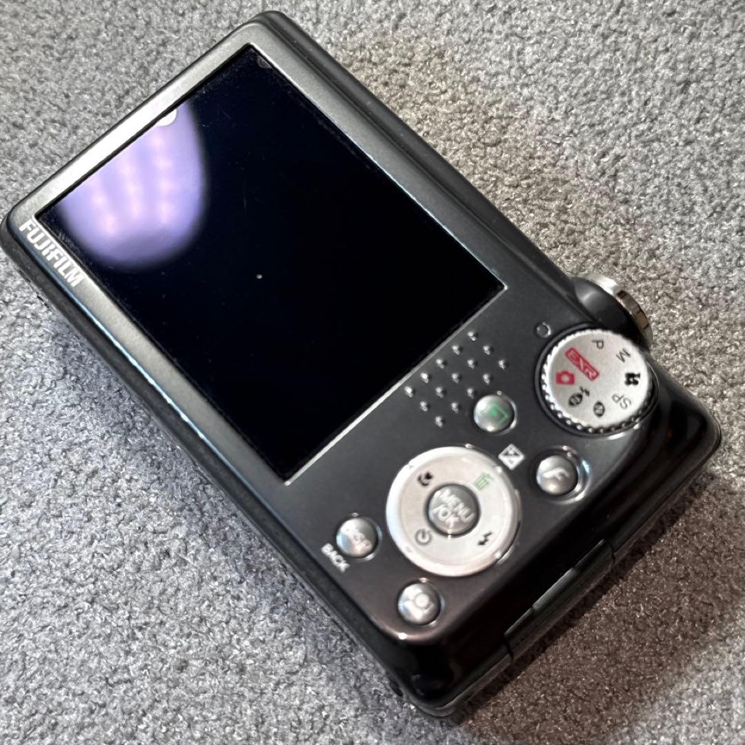 ☆極上美品 FUJIFILM FinePix F70EXR