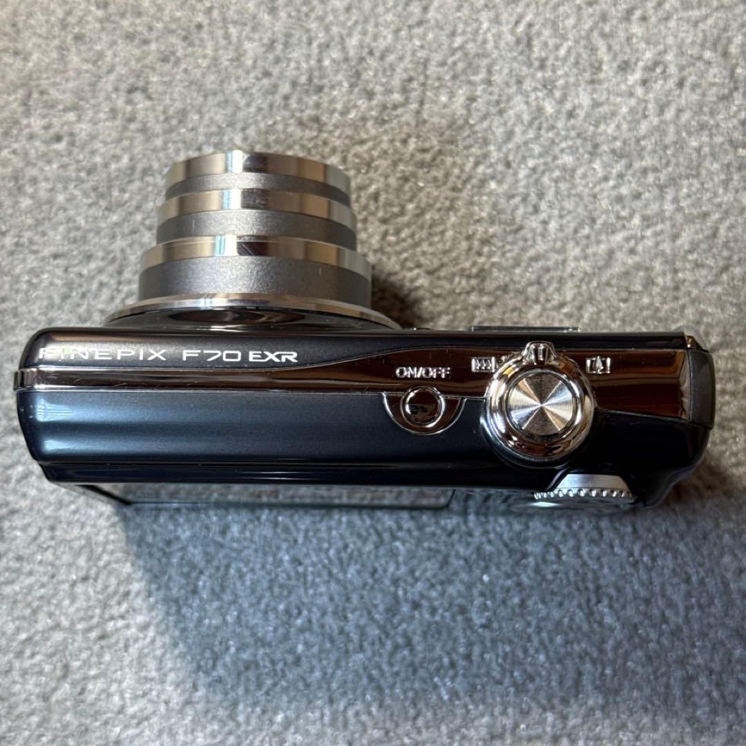 ☆極上美品 FUJIFILM FinePix F70EXR