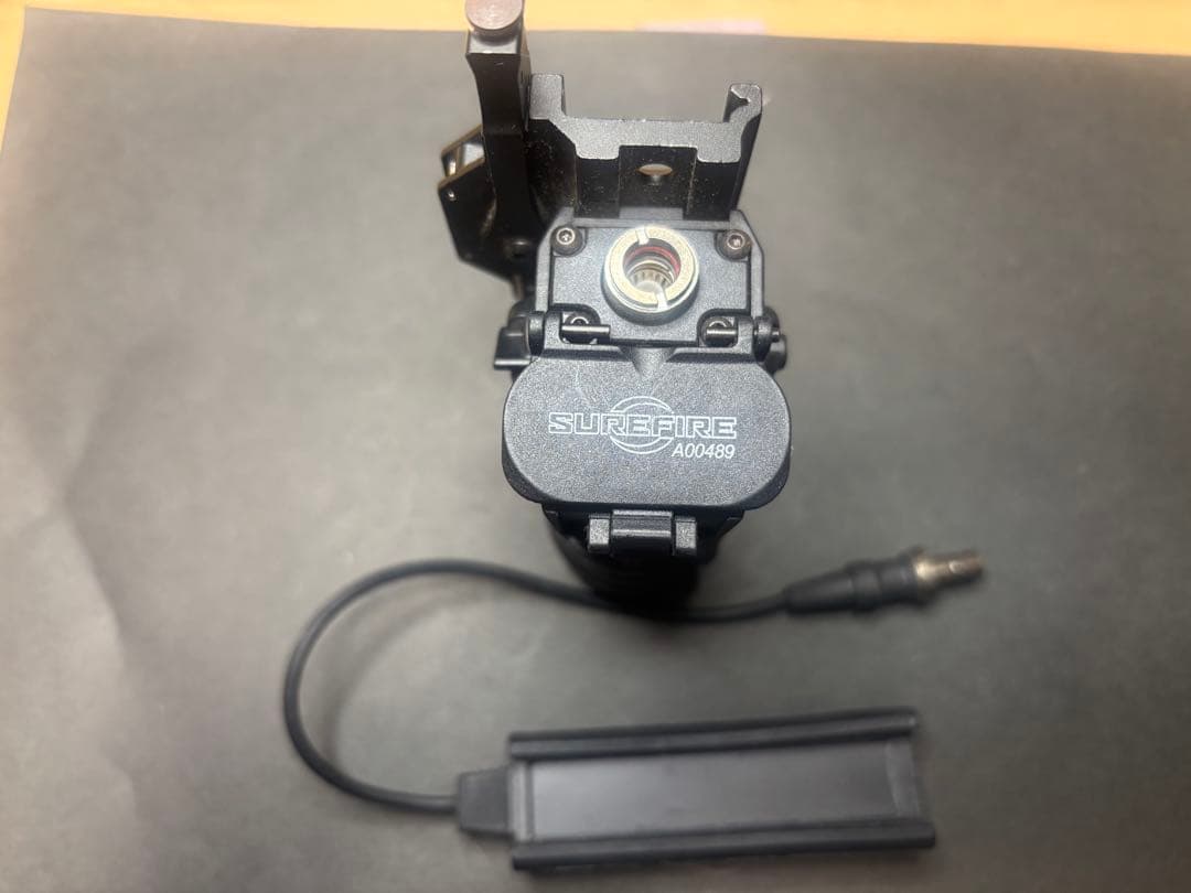 シュアファイア　M720V フラッシュライト