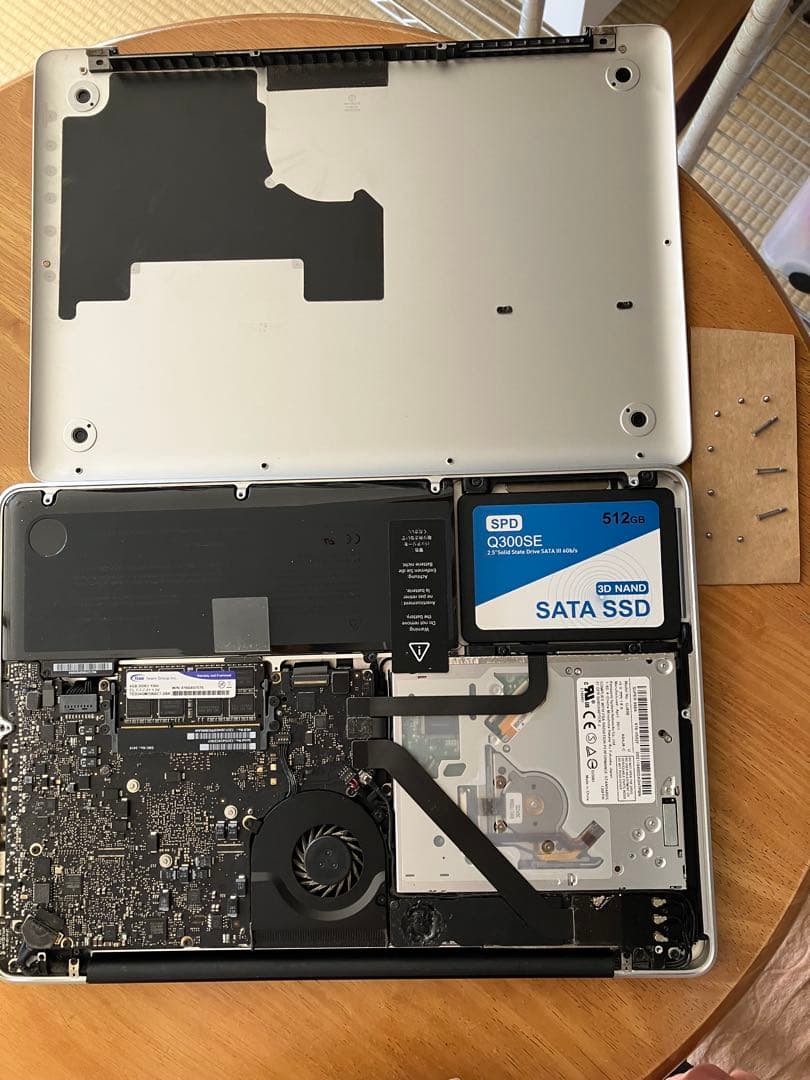 MacBook Pro 13 2010 SSD512GB 8GB ジャンク