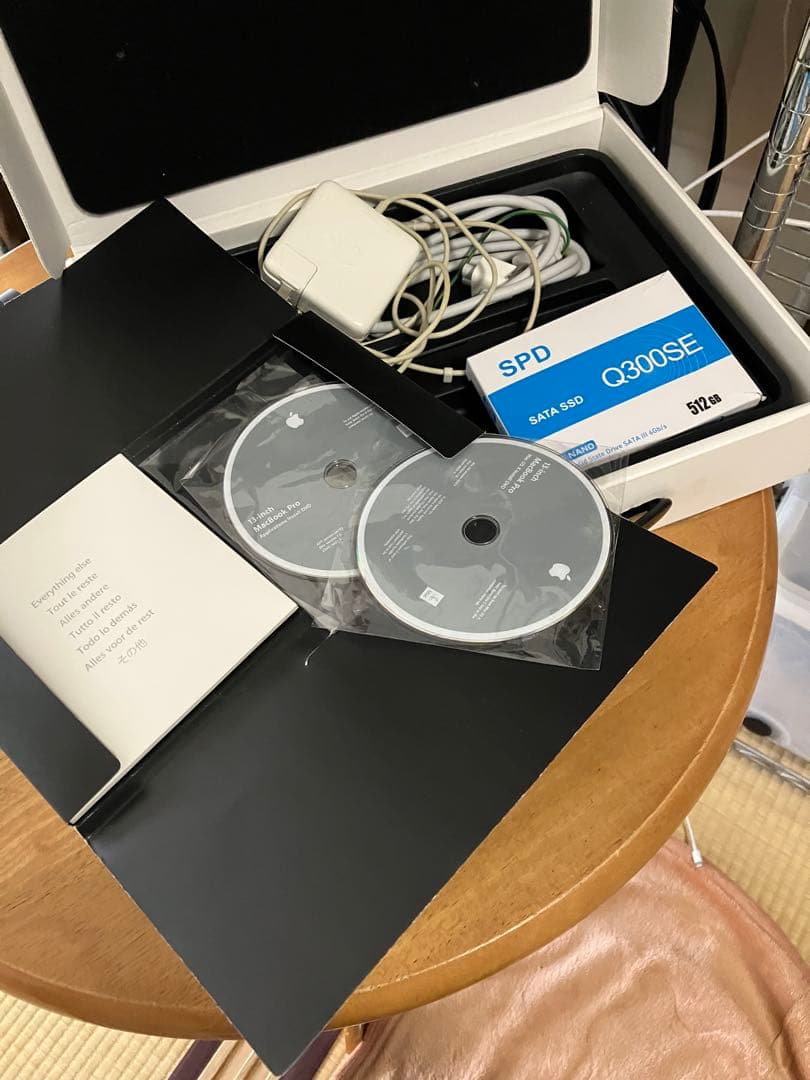 MacBook Pro 13 2010 SSD512GB 8GB ジャンク