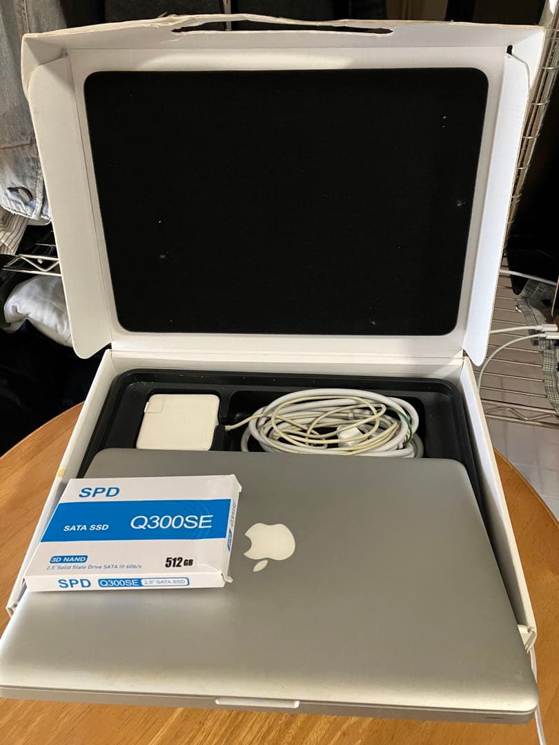 MacBook Pro 13 2010 SSD512GB 8GB ジャンク