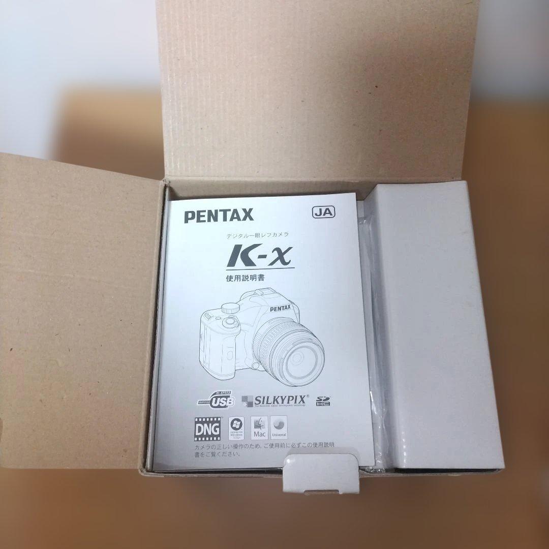 美品　PENTAX K-x レンズキット　ライトグリーン　希少カラー　単三電池