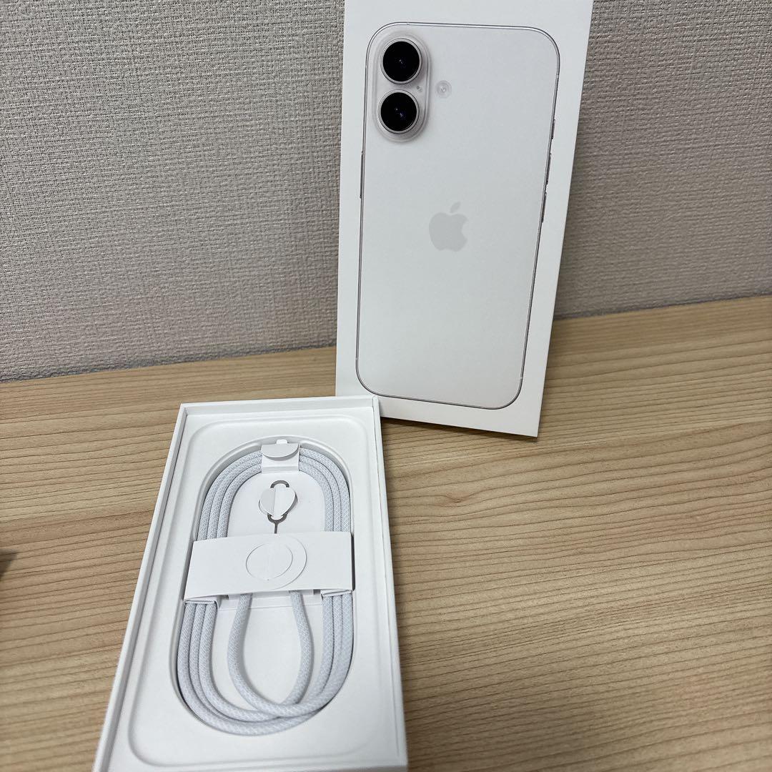 iPhone16ホワイト128G*SIMフリー新品未使用!!ガラスコーティング済