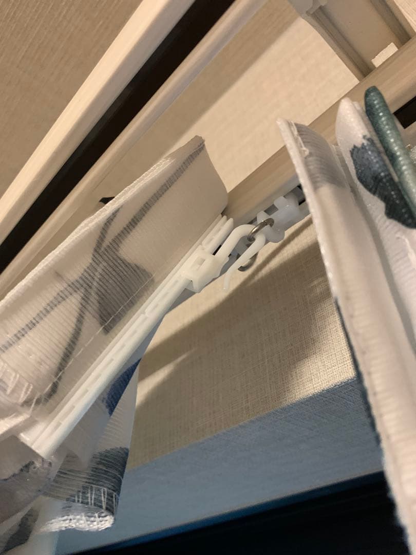 ニトリ　カーテン　ネイビー　レースカーテン　セット　花柄　紺色　ホワイト　白