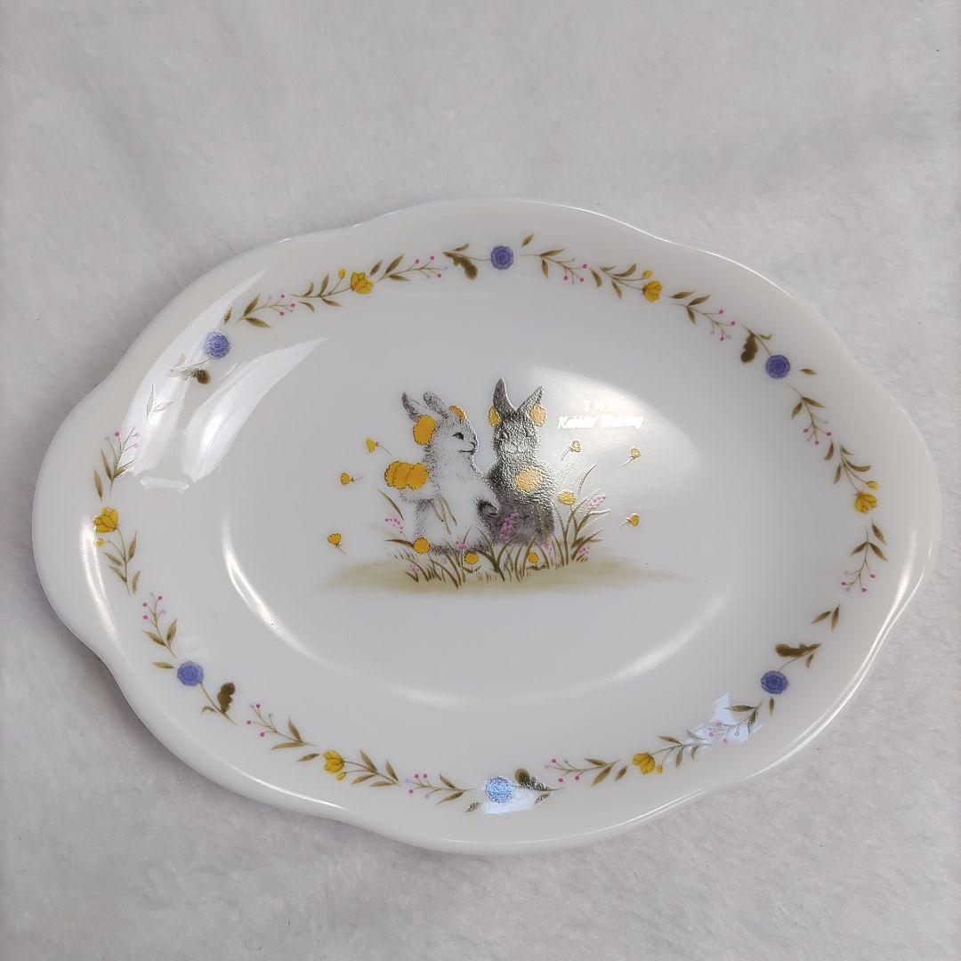 しろいうさぎとくろいうさぎ（白いウサギと黒いウサギ）のお皿5枚セット