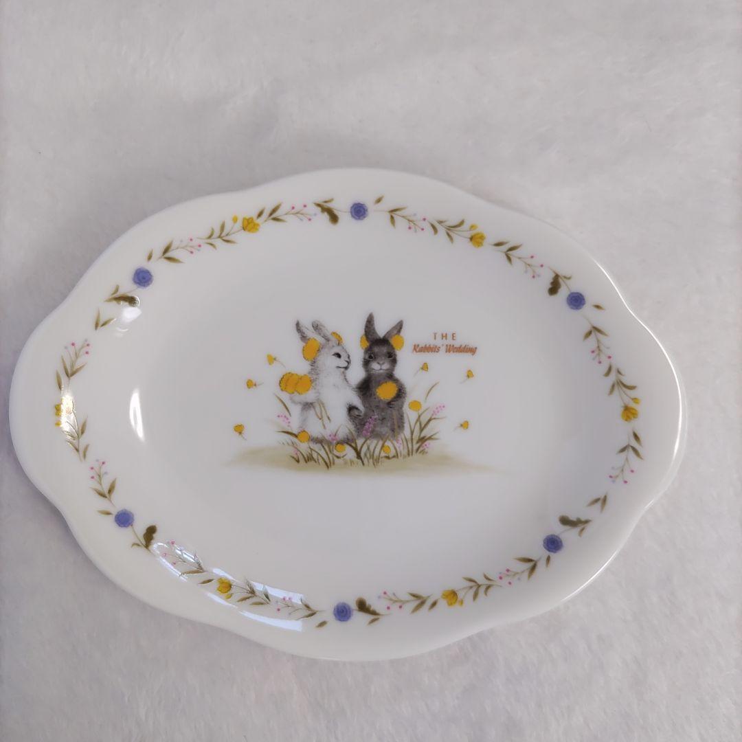 しろいうさぎとくろいうさぎ（白いウサギと黒いウサギ）のお皿5枚セット