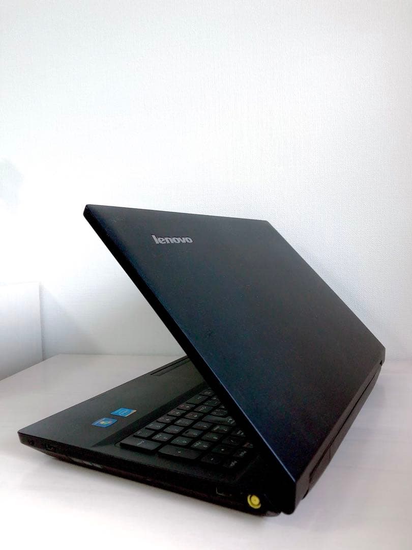 Lenovo B590- オフィスワーカーや学生に最適な選択肢！office 付