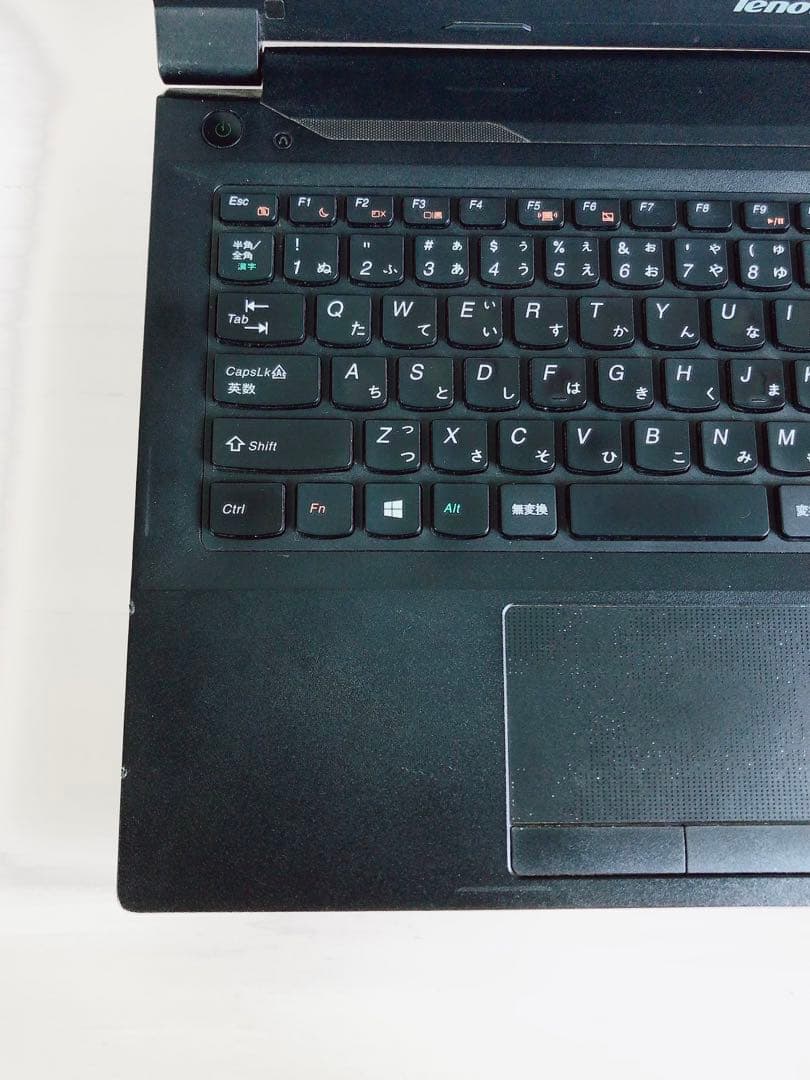 Lenovo B590- オフィスワーカーや学生に最適な選択肢！office 付