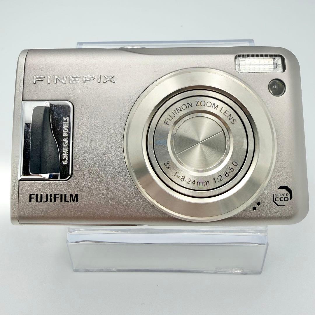 【極美品】FUJIFILM FinePix F31fd 箱付属品多数 シルバー