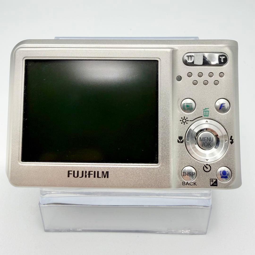 【極美品】FUJIFILM FinePix F31fd 箱付属品多数 シルバー