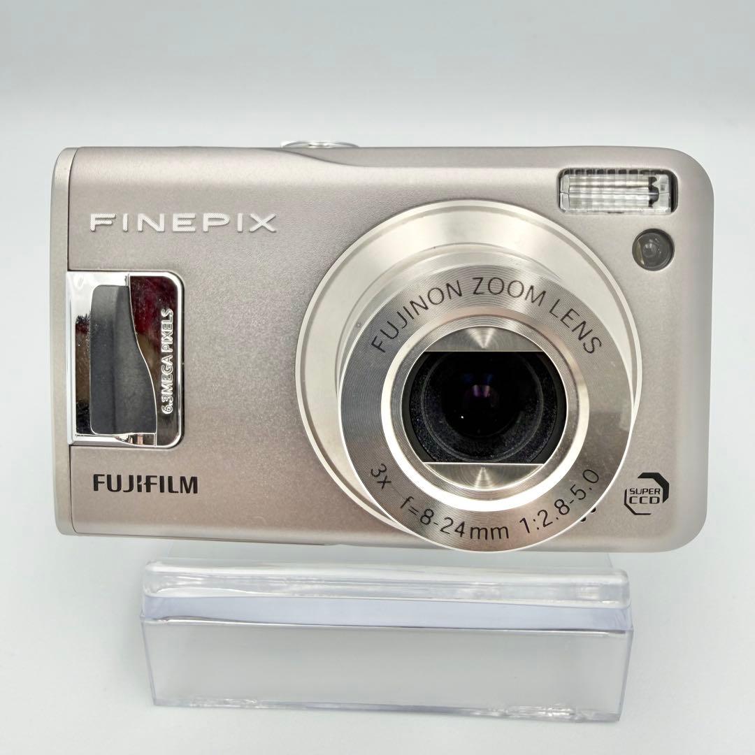 【極美品】FUJIFILM FinePix F31fd 箱付属品多数 シルバー