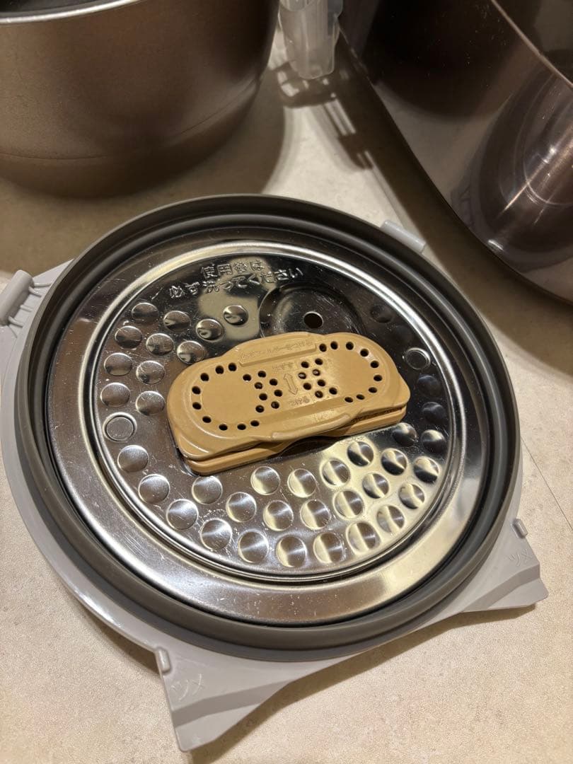 象印 圧力IH炊飯ジャー 極め炊き 5.5合炊き　NP-NH10