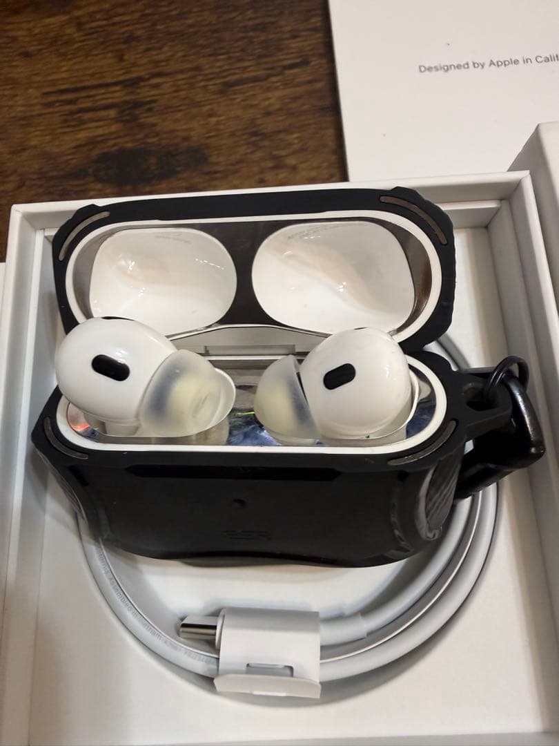 AirPods Pro 第2世代本体 充電ケース付き