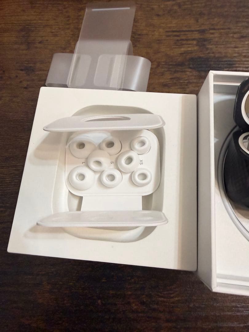 AirPods Pro 第2世代本体 充電ケース付き