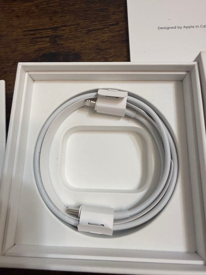 AirPods Pro 第2世代本体 充電ケース付き