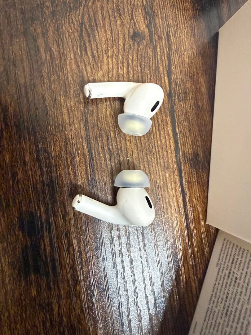 AirPods Pro 第2世代本体 充電ケース付き