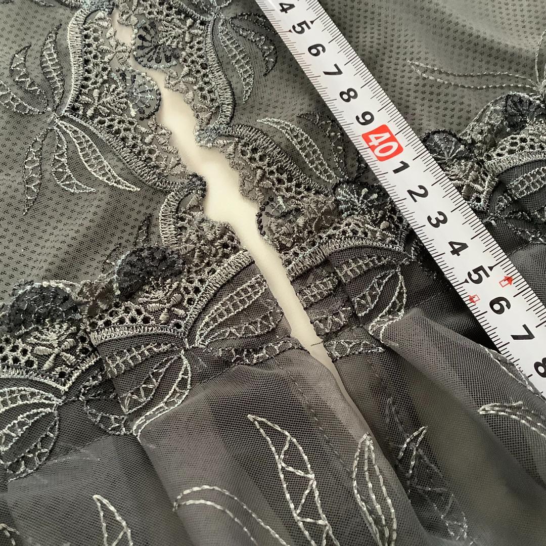 １点のみ　総レースクールタオル　ストール　２段ギャザーレース　グレー&ブラック