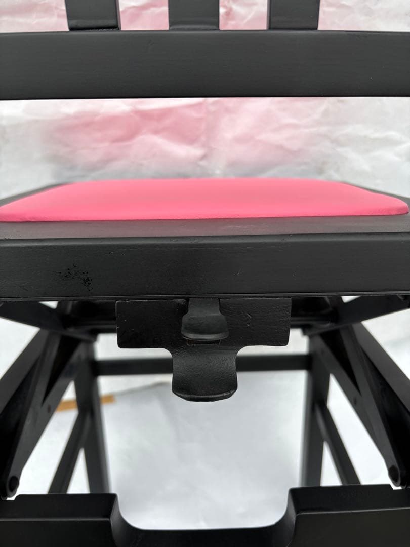 美品背もたれ付ピアノ椅子　可愛いピンク座面足部フェルト付き　春色②