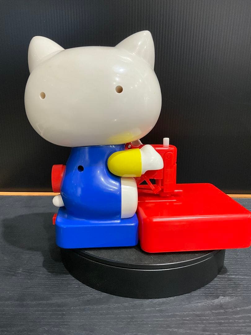 ハローキティ ニャンニャンミシン ミニミシン 安全カバー付き SANRIO