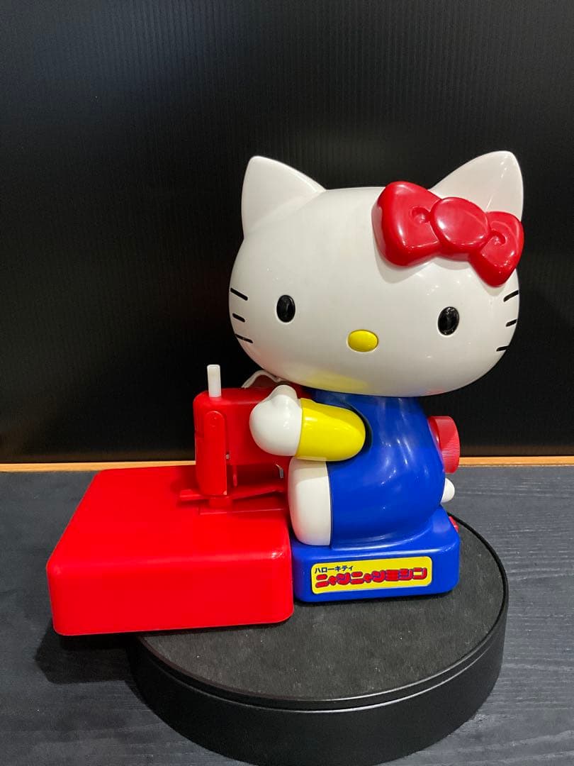 ハローキティ ニャンニャンミシン ミニミシン 安全カバー付き SANRIO