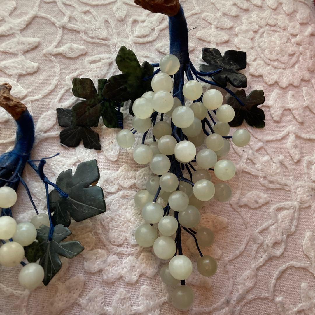 ヴィンテージ中国グリーン翡翠ブドウ彫刻翡翠葉アールデコ フェイクフルーツ