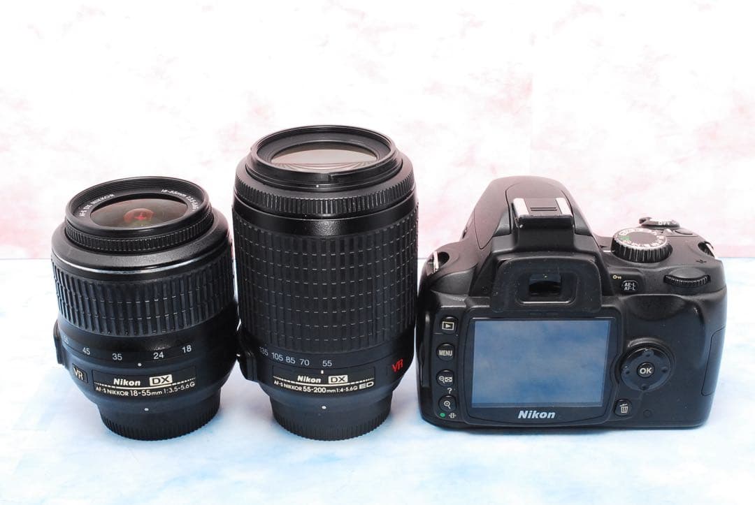 ニコン D60★入門機★手ぶれ補正Wレンズ★小型＆軽量★一眼レフカメラ