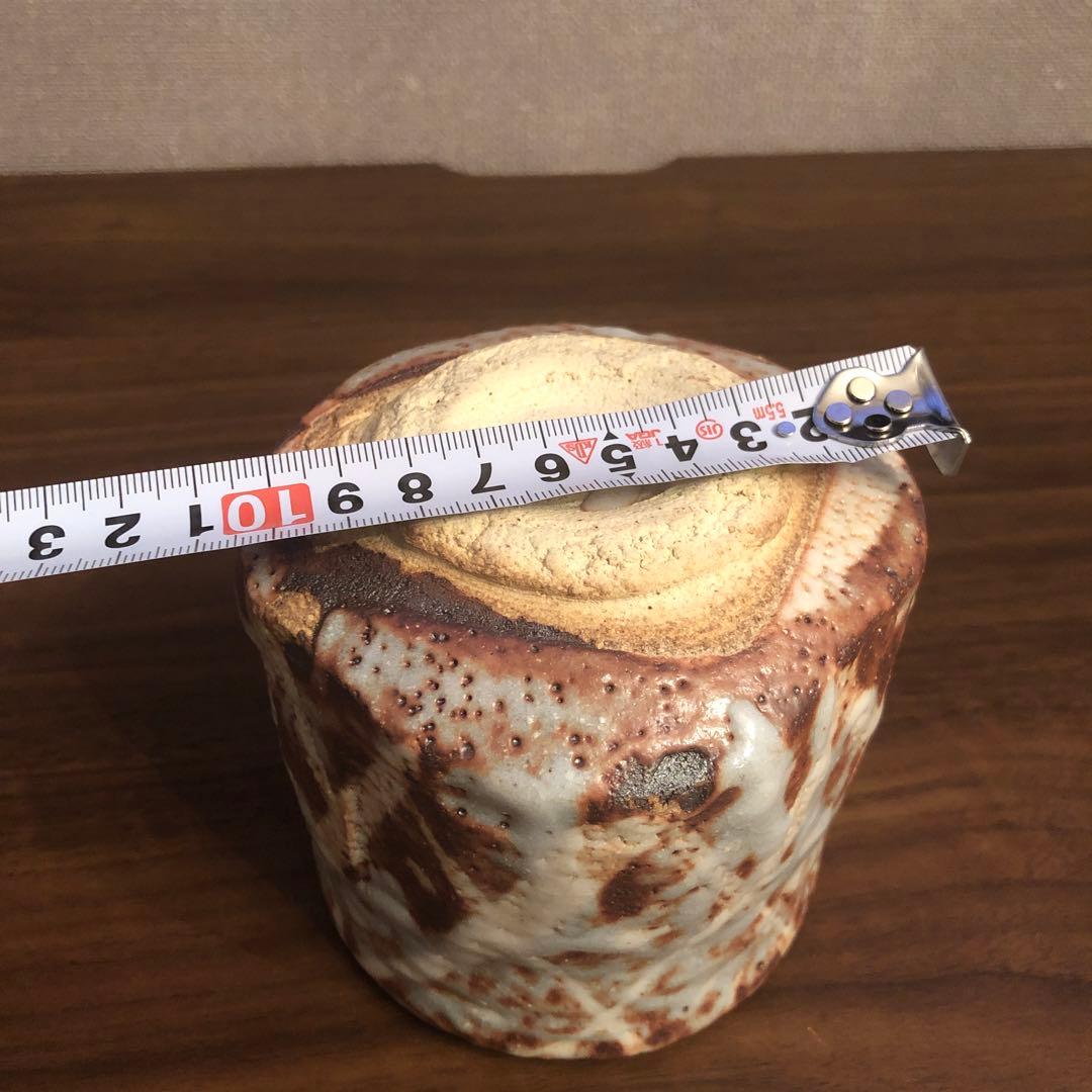 究極の美◼️蔵から釉薬と紋様が凄まじい凄い雰囲気のある抹茶茶碗が出て来た