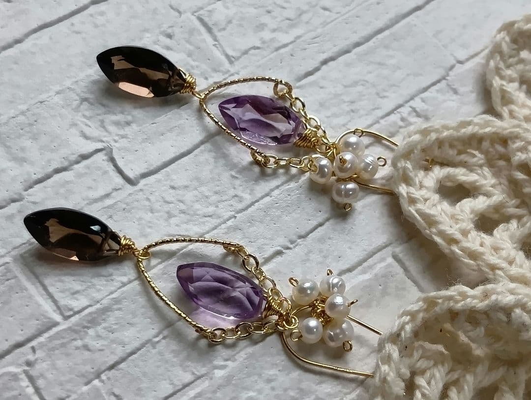 675　宝石質ピンクアメジスト・スモーキークォーツとパールのチャーム