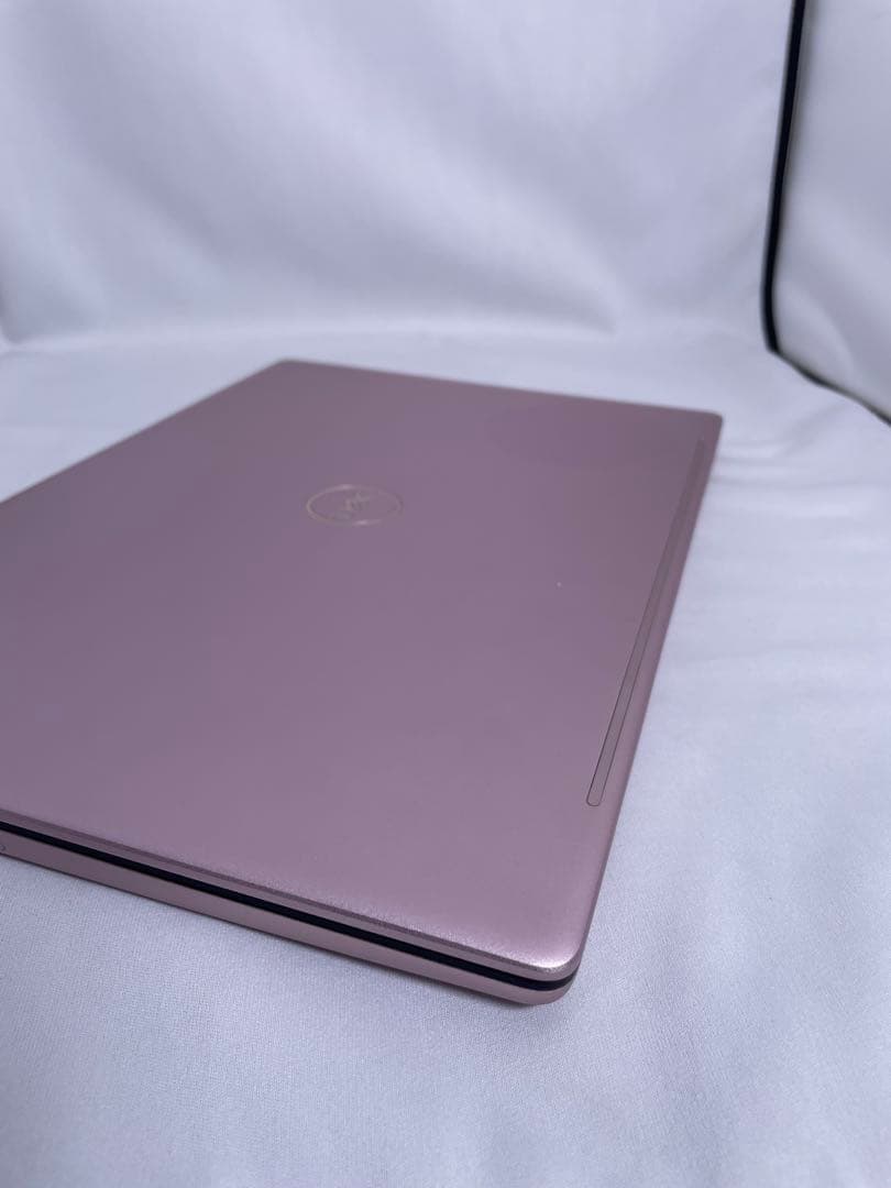 ピンク色 スリムで美しい Dell Inspiron 7380 i7-8565U