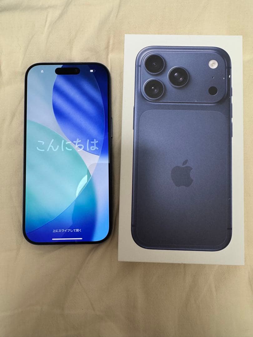 美品★iPhone17pro ディープブルー 256gb ガラスフィルム付き