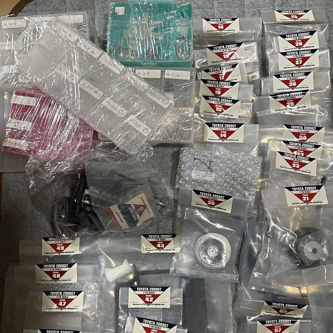 デアゴスティーニ トヨタ2000GT 1/10 DeAGOSTINI