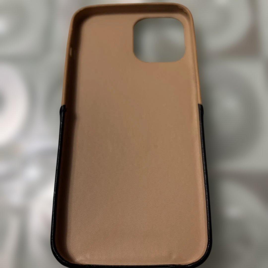 CHANEL キルティング iPhone14Plus ケース ベージュ・ブラック