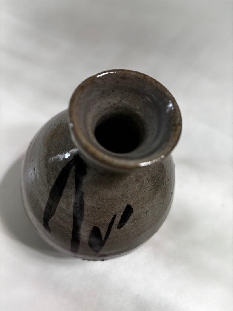 西岡小十　絵唐津（徳利・ぐい呑み2個）