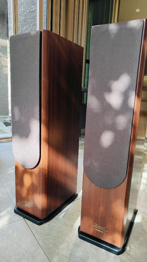 ONKYO D-602F トールボーイタイプのスピーカー 3ウェイ