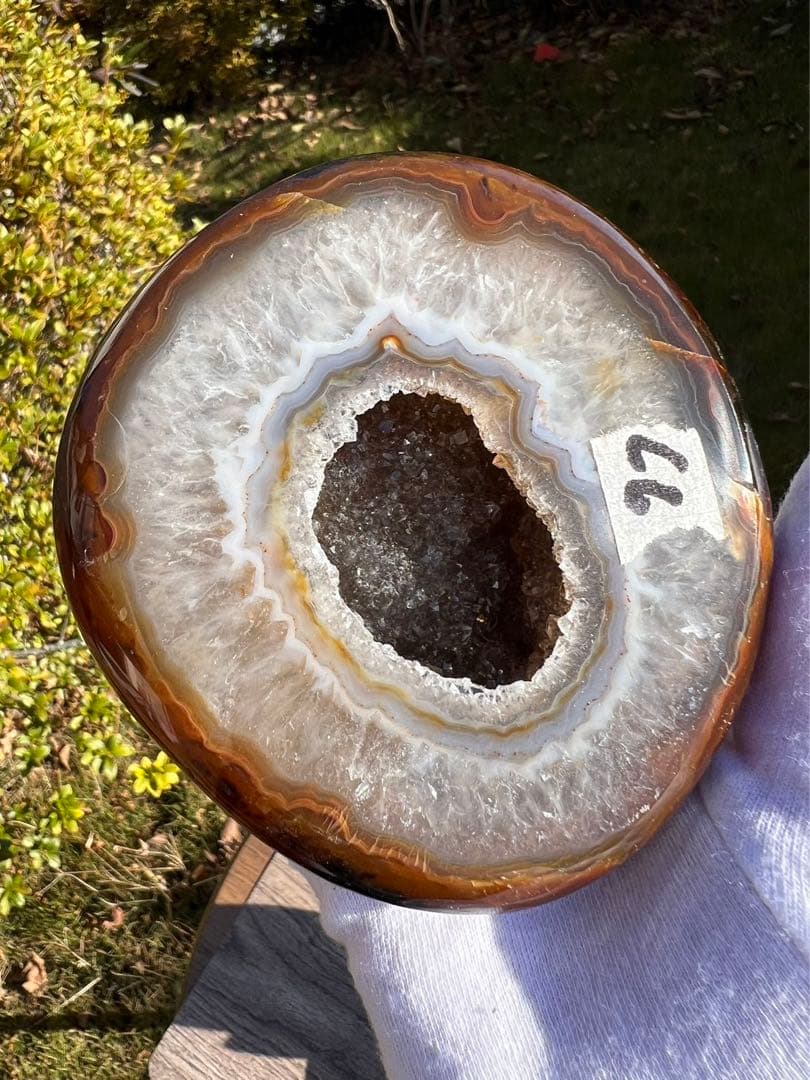 C6トレジャーメノウ 台付き 瑪瑙 風水 聚宝盆アゲート