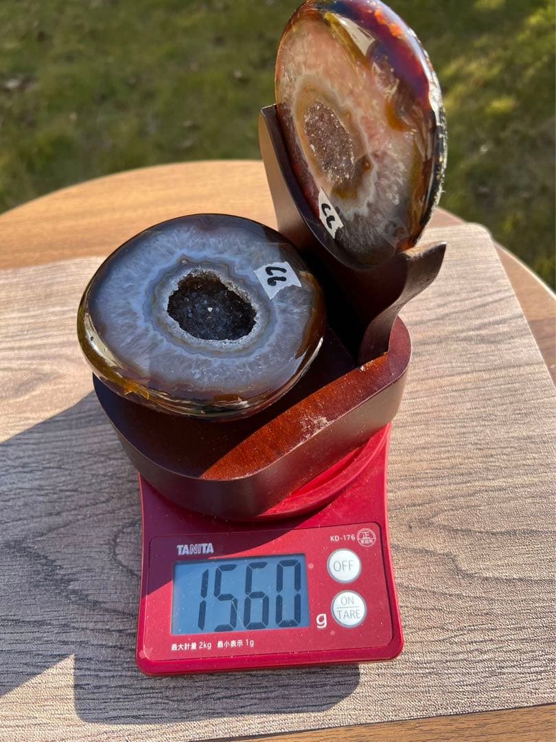 C6トレジャーメノウ 台付き 瑪瑙 風水 聚宝盆アゲート