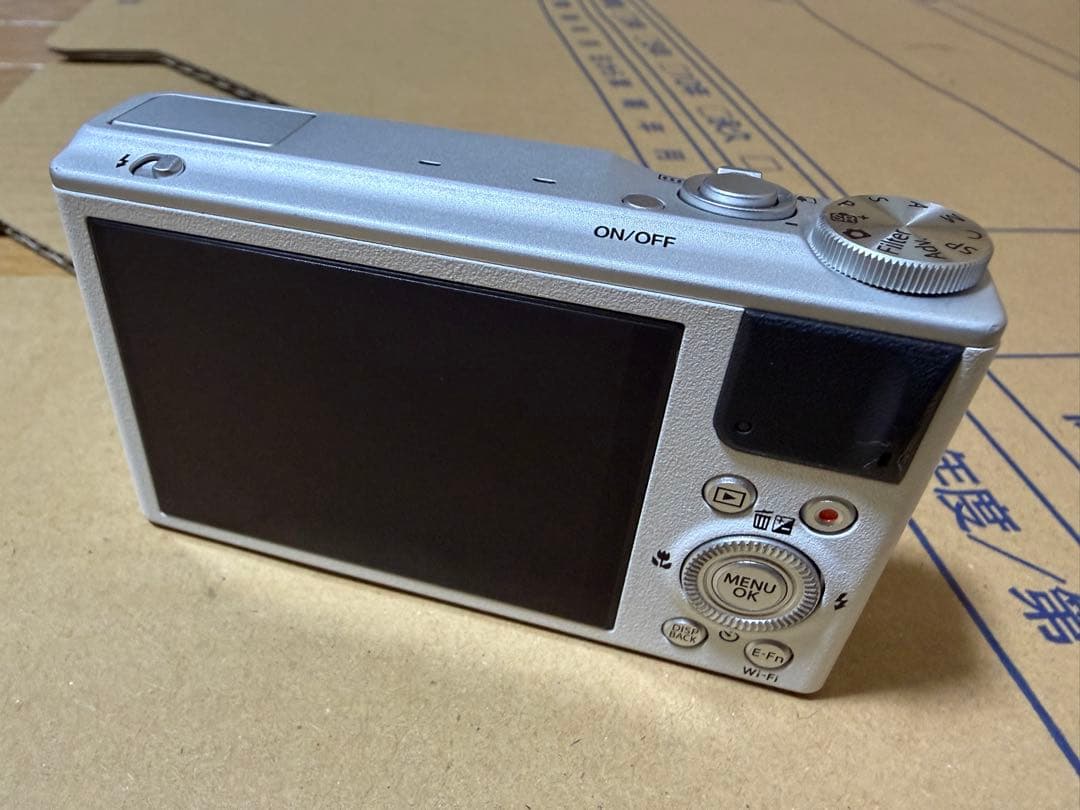 FUJIFILM XQ2 ホワイト