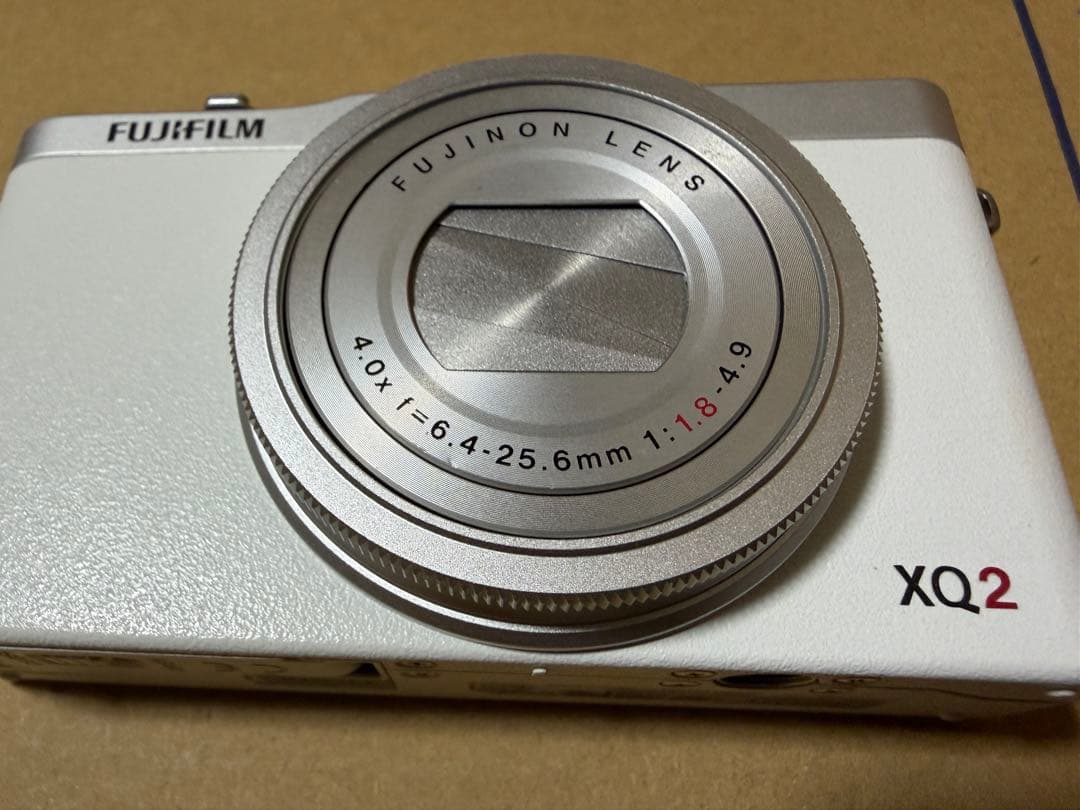 FUJIFILM XQ2 ホワイト