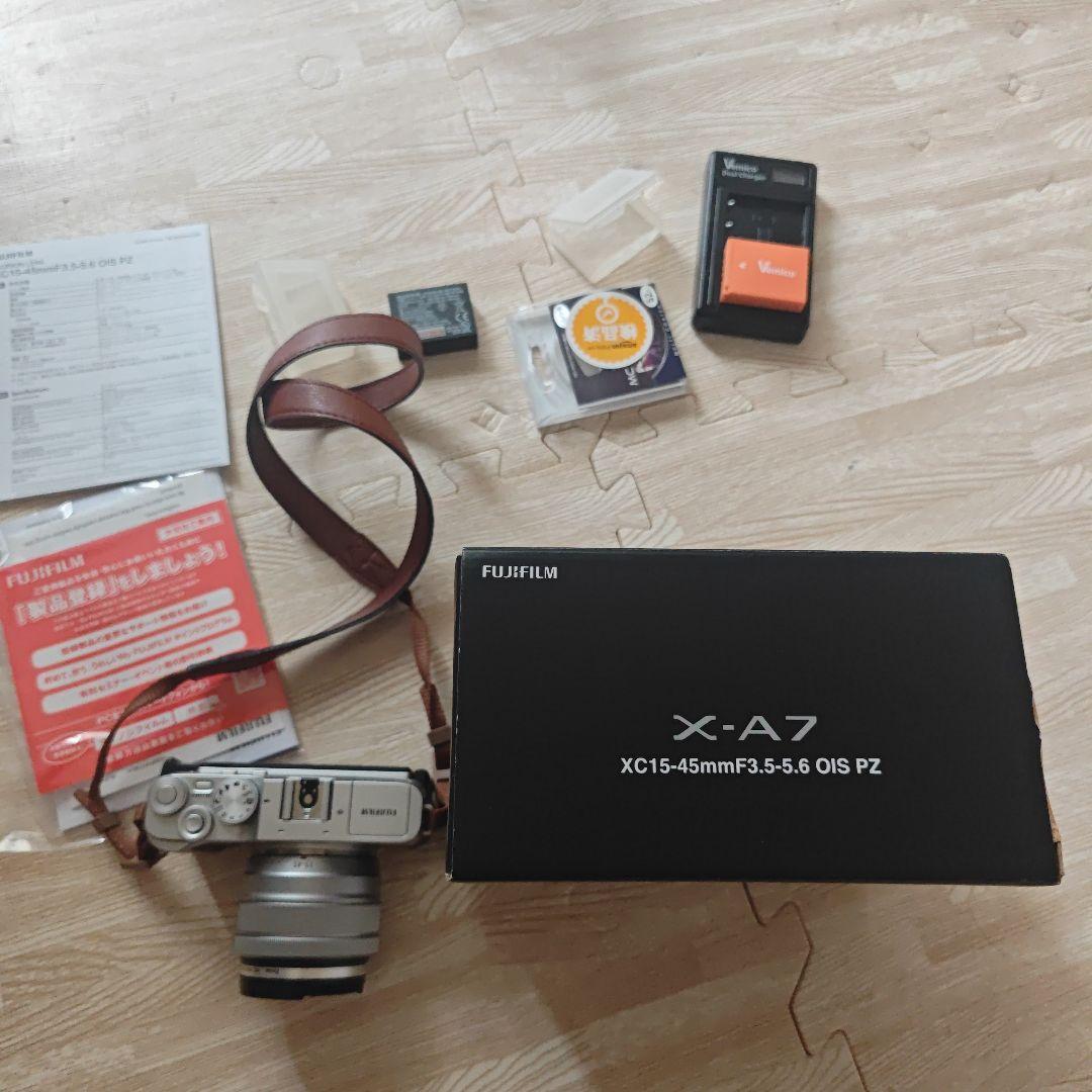 Fujifilm X-A7 デジタルカメラ シルバー