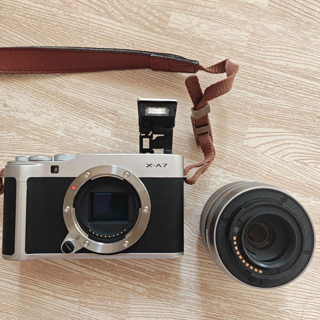 Fujifilm X-A7 デジタルカメラ シルバー