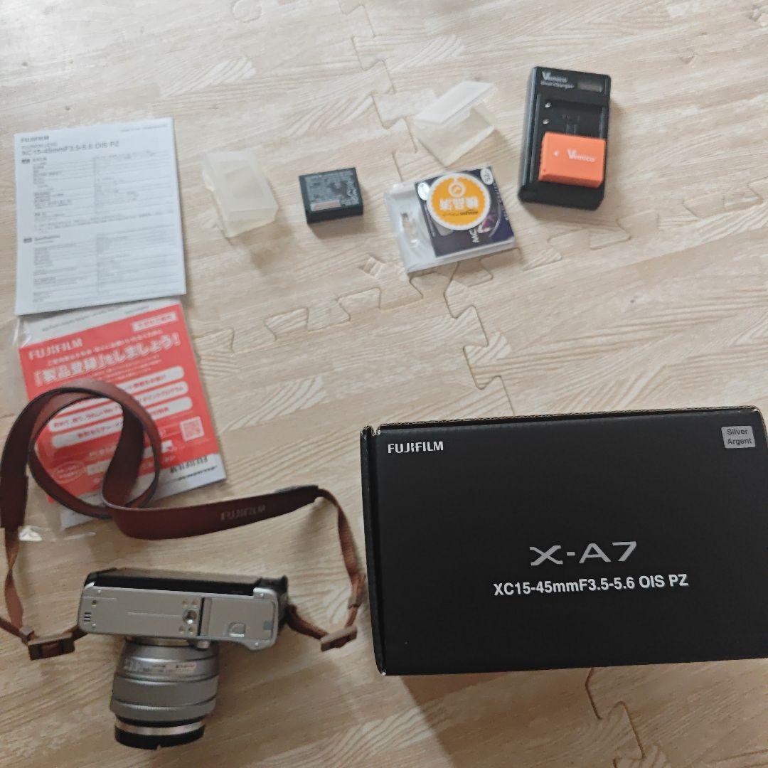 Fujifilm X-A7 デジタルカメラ シルバー