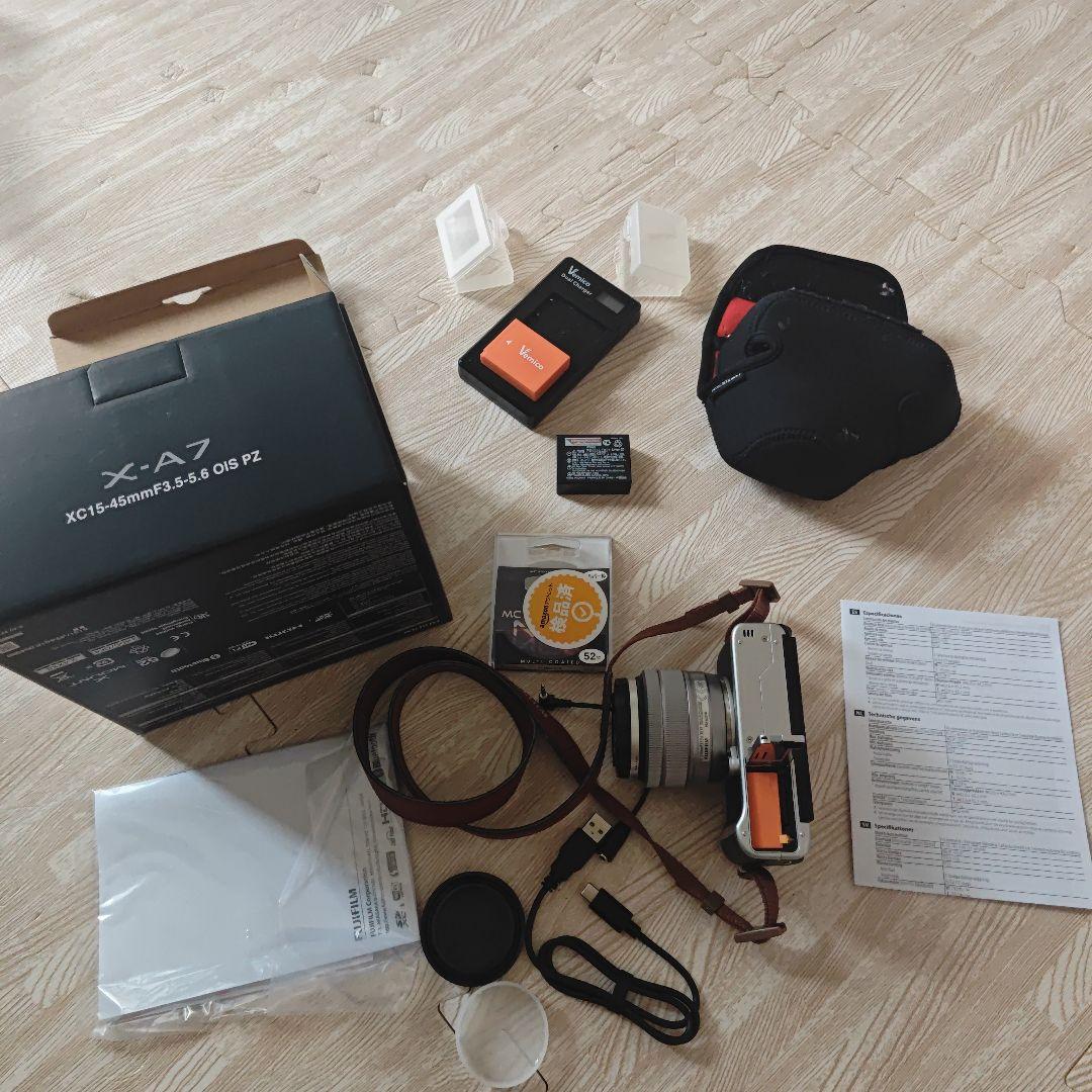 Fujifilm X-A7 デジタルカメラ シルバー