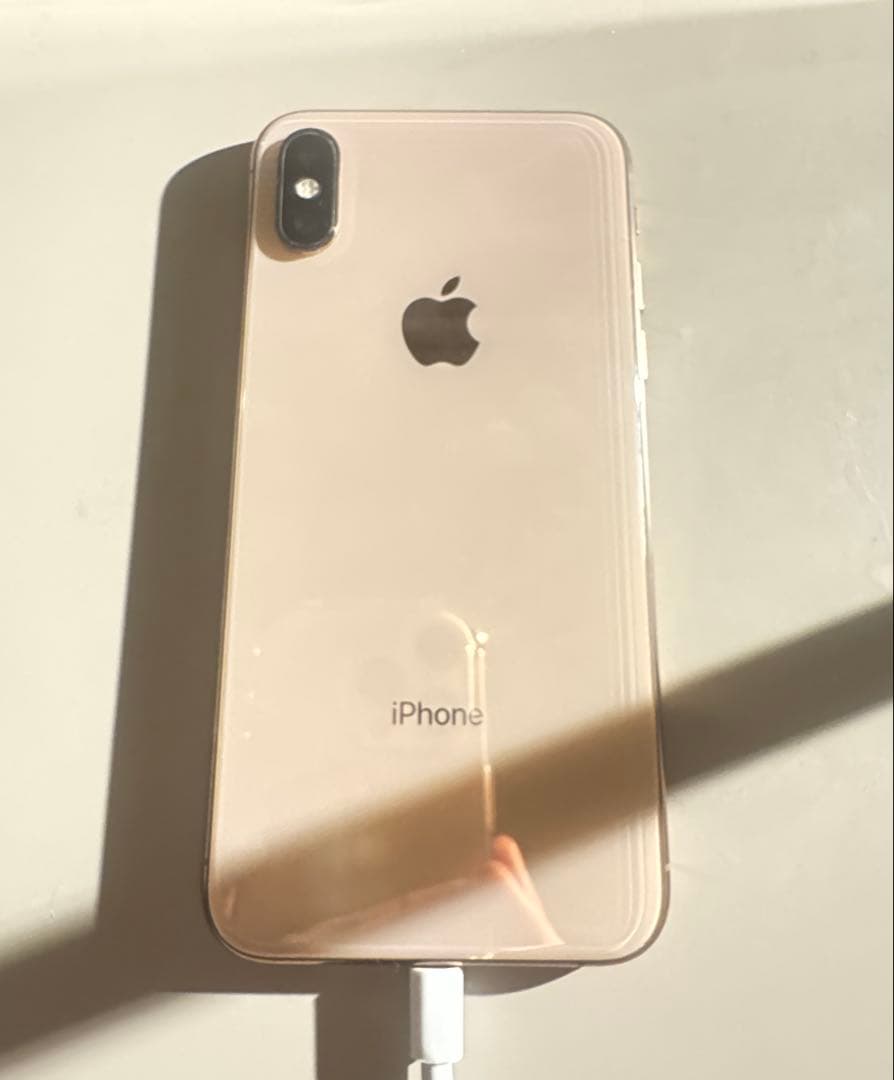 Apple iPhone Xs ゴールド