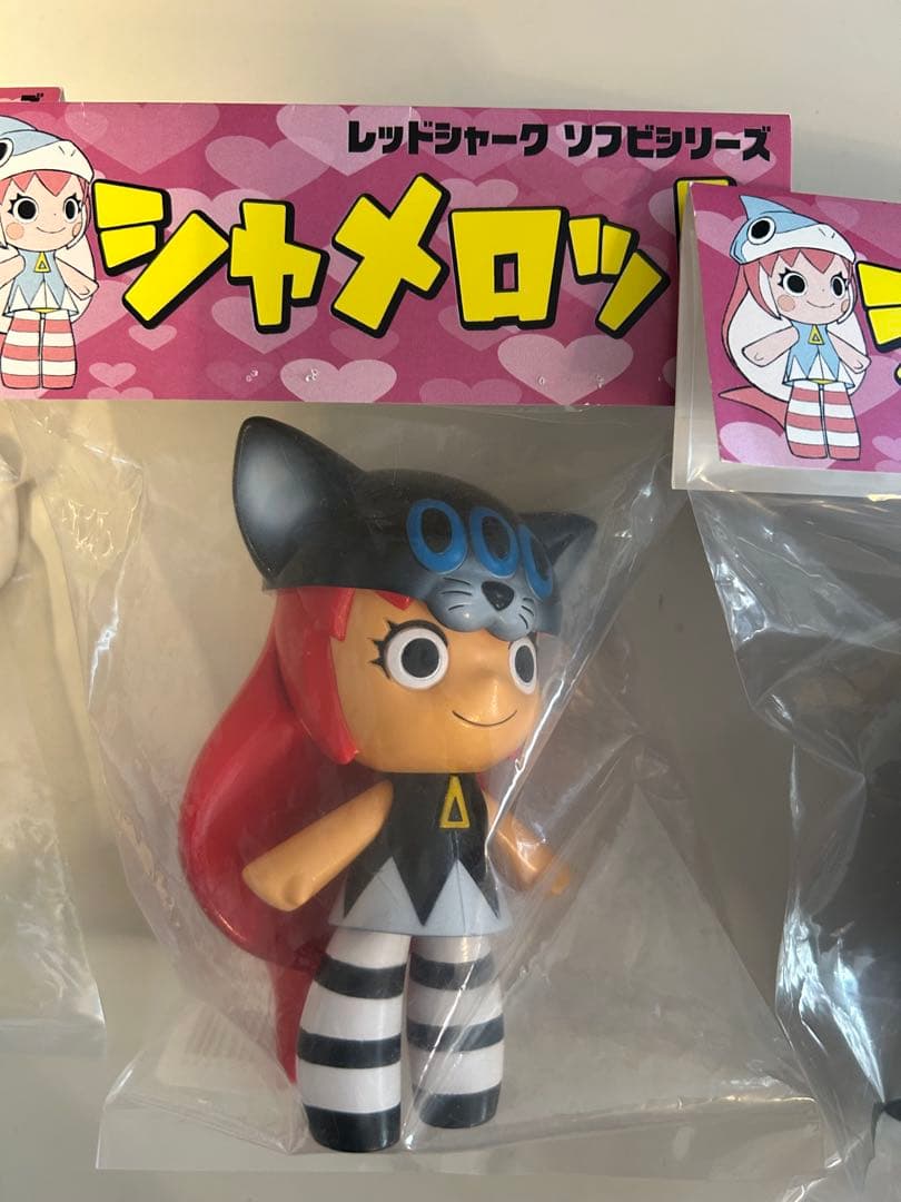 シャメロット　レッドシャーク　ソフビ3体セット