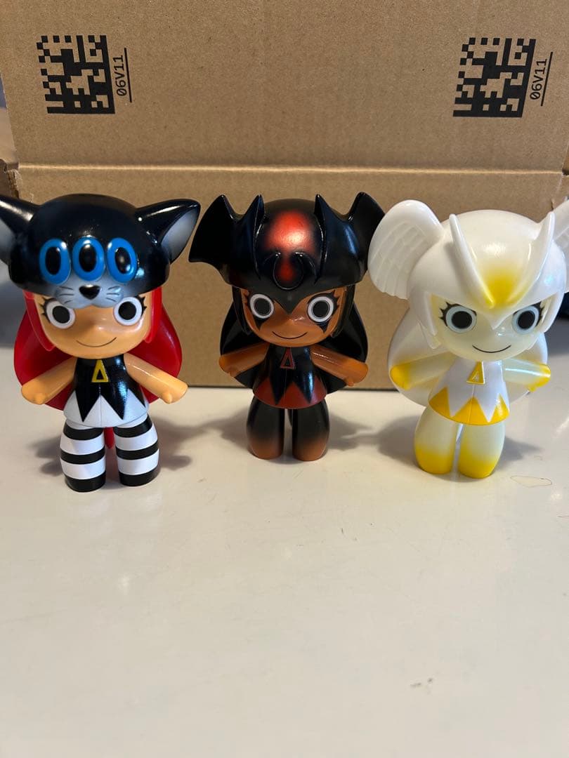 シャメロット　レッドシャーク　ソフビ3体セット