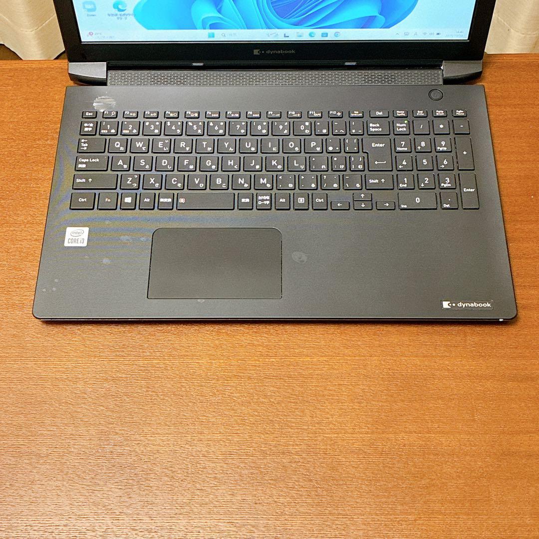 東芝ノートPC/第10世代/SSD256GB/8GB/Win11/DVD/カメラ