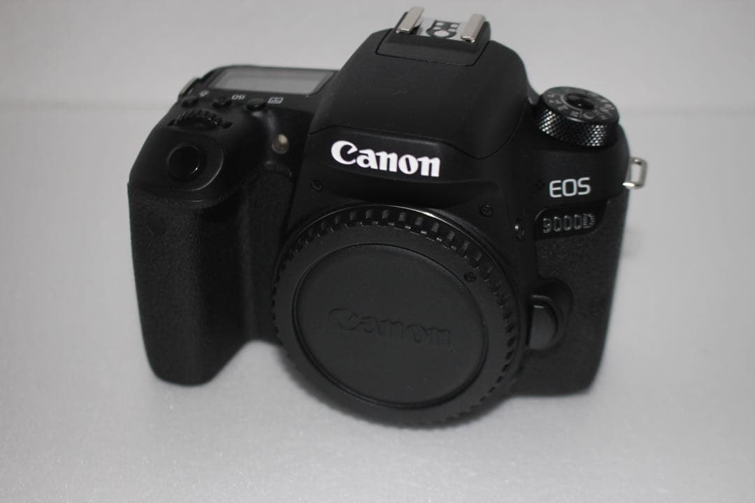 2420万画素☆Wi-Fi 動作品☆キャノン Canon EOS 9000D